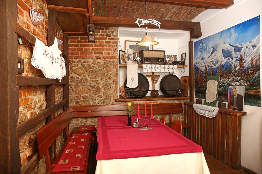 Gostilna In Prenocisca Gedzo Hotel Novo Mesto Eksteriør billede